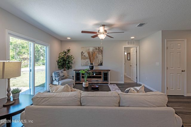 14334 ROCKET Street, Jacksonville, FL 32218