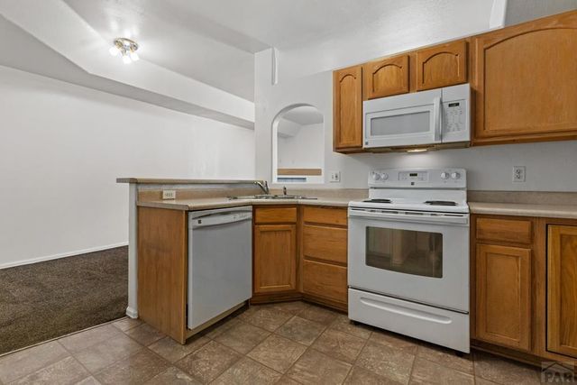 4141 Outlook Blvd Unit L, Pueblo, CO 81008