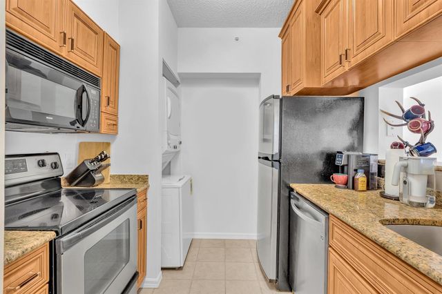 4216 TUSCANY Way 4216, Boynton Beach, FL 33435