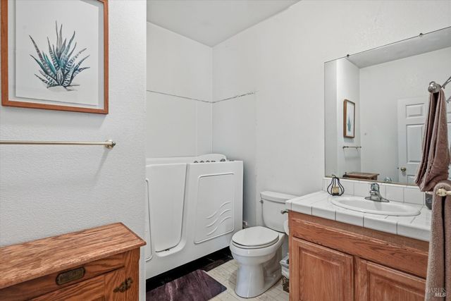 17860 Deer Hill Rd, Hidden Valley Lake, CA 95467