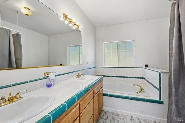 17860 Deer Hill Rd, Hidden Valley Lake, CA 95467