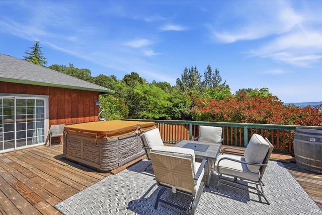 17860 Deer Hill Rd, Hidden Valley Lake, CA 95467