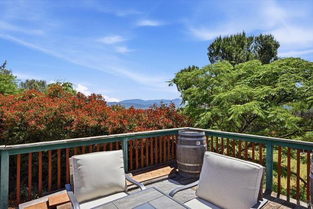 17860 Deer Hill Rd, Hidden Valley Lake, CA 95467