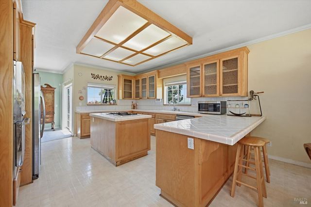 17860 Deer Hill Rd, Hidden Valley Lake, CA 95467