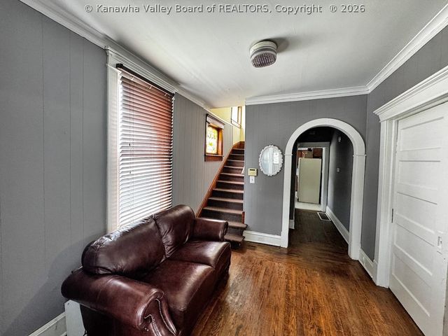 629 Virginia Street W, Charleston, WV 25302