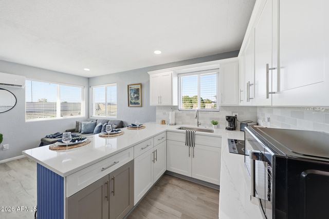 11210 W PUEBLO Court, Sun City, AZ 85373