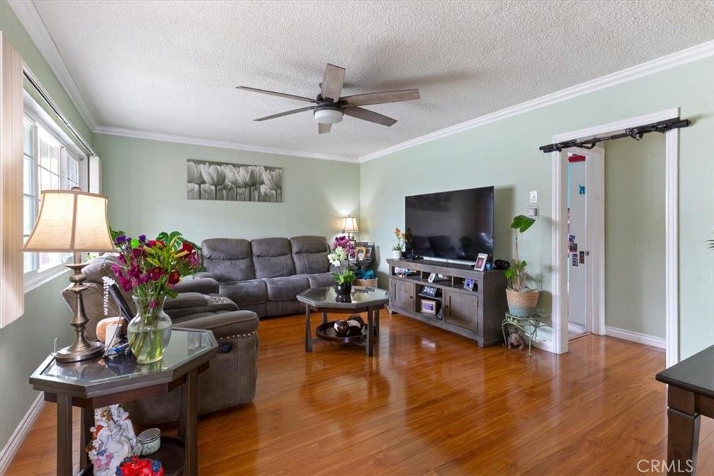 Image 4 of property listing at 15222 Osage, Lawndale, CA 90260