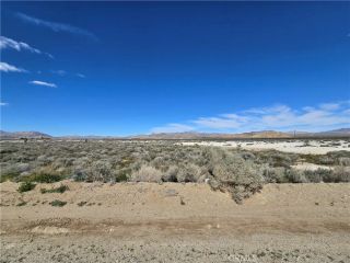 2 Northside, Lucerne Valley, CA 92356