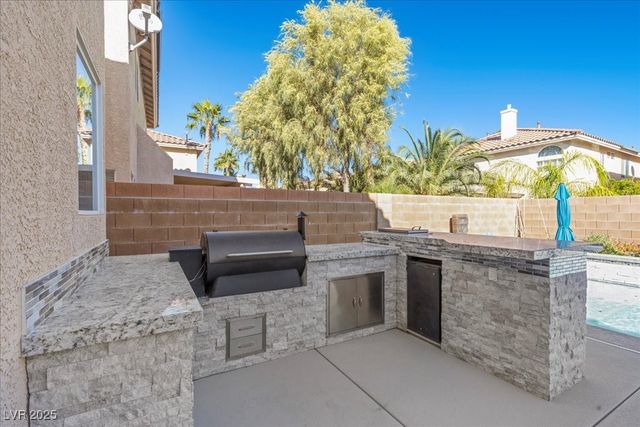 10902 Fintry Hills Street, Las Vegas, NV 89141