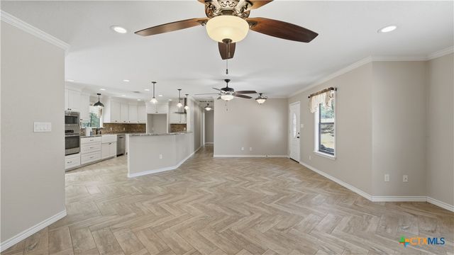 10040 US Highway 90a, Gonzales, TX 78629