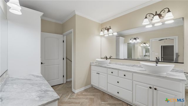 10040 US Highway 90a, Gonzales, TX 78629