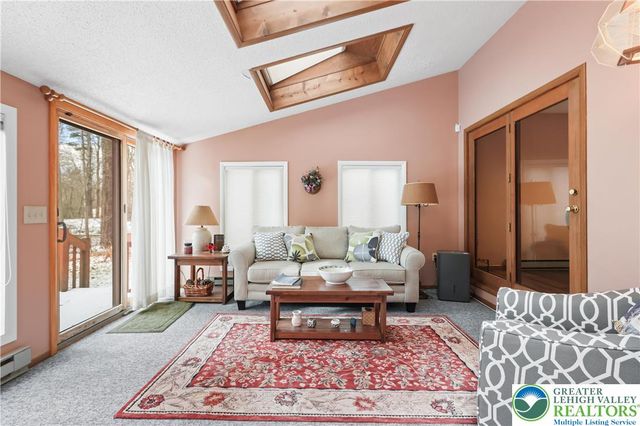 343 Echo Lake Road, Coolbaugh Twp, PA 18466