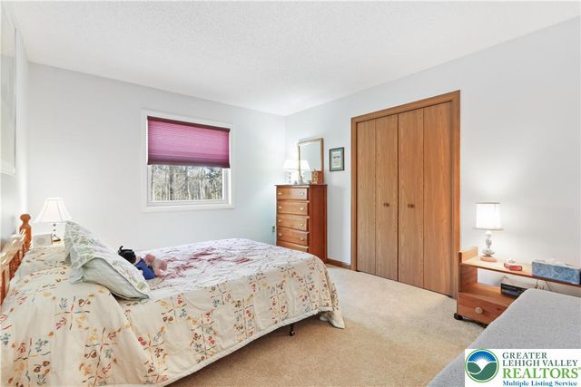 343 Echo Lake Road, Coolbaugh Twp, PA 18466