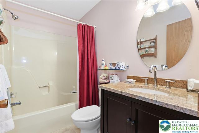 343 Echo Lake Road, Coolbaugh Twp, PA 18466