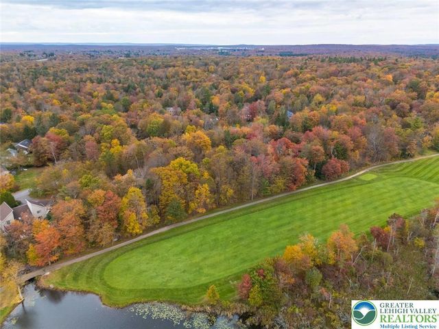 343 Echo Lake Road, Coolbaugh Twp, PA 18466