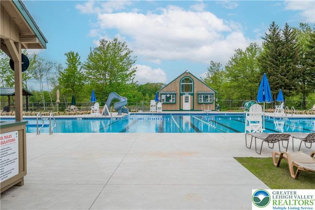 343 Echo Lake Road, Coolbaugh Twp, PA 18466