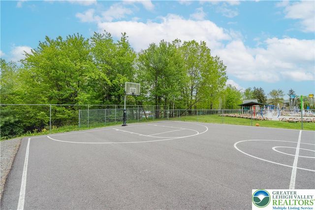 343 Echo Lake Road, Coolbaugh Twp, PA 18466