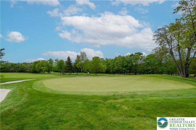 343 Echo Lake Road, Coolbaugh Twp, PA 18466