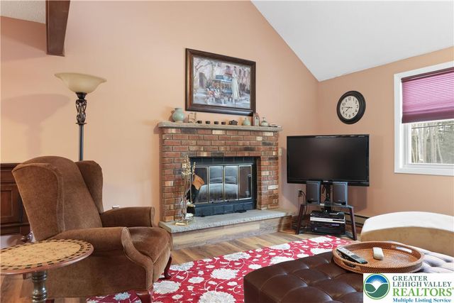 343 Echo Lake Road, Coolbaugh Twp, PA 18466