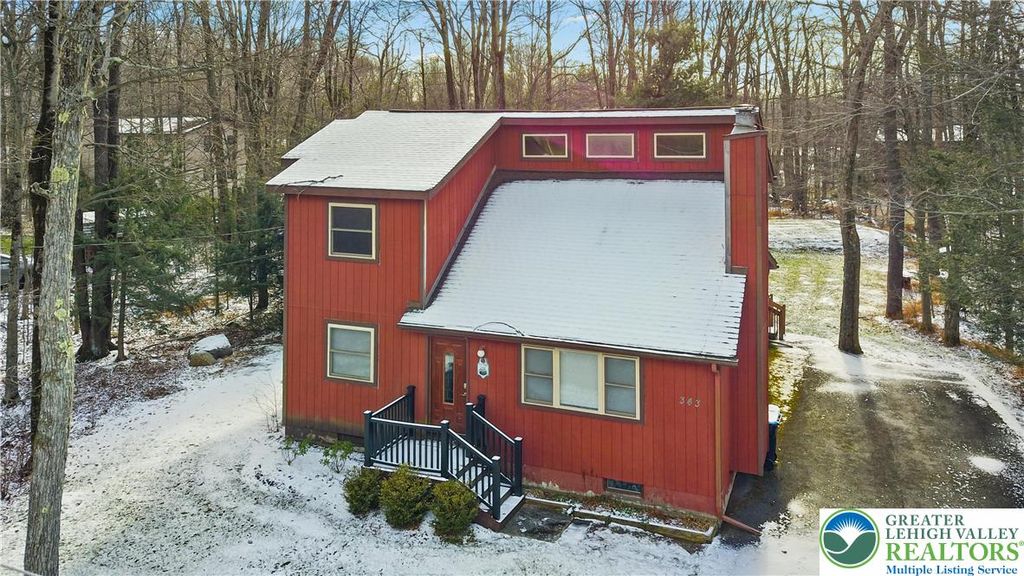 343 Echo Lake Road, Coolbaugh Twp, PA 18466