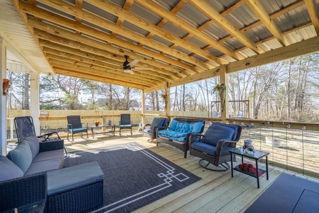 645 WILDFLOWER RIDGE LN, Savannah, TN 38372