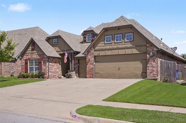 17527 E 43rd Street, Tulsa, OK 74134