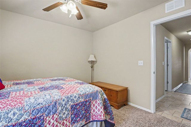 17527 E 43rd Street, Tulsa, OK 74134