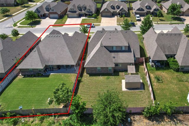 17527 E 43rd Street, Tulsa, OK 74134