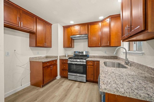 7444 Larchmont Dr, North Highlands, CA 95660