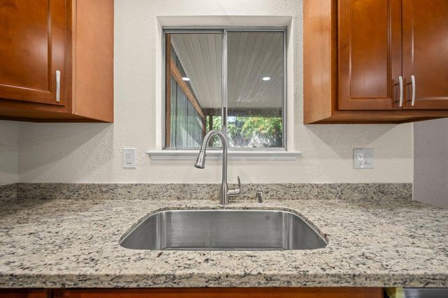 7444 Larchmont Dr, North Highlands, CA 95660