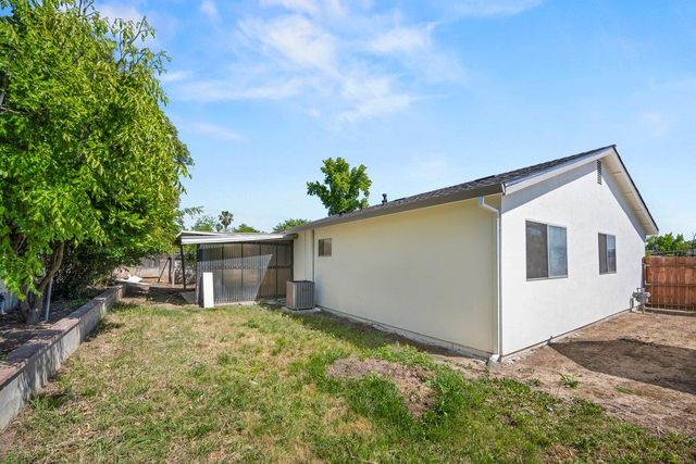 7444 Larchmont Dr, North Highlands, CA 95660
