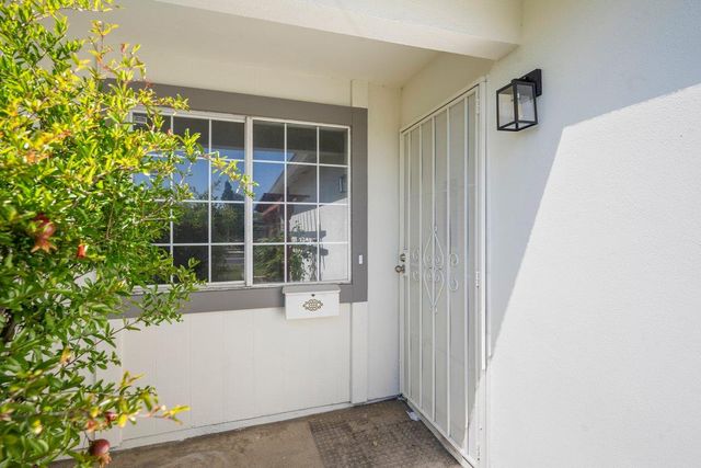 7444 Larchmont Dr, North Highlands, CA 95660