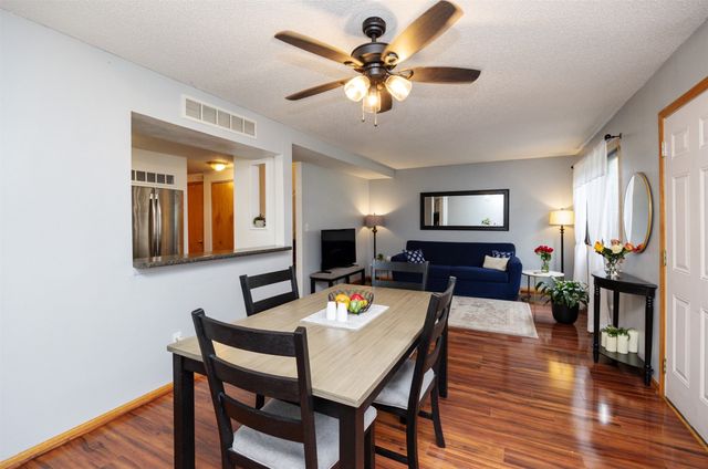 5118 Bel Aire Road, Des Moines, IA 50310