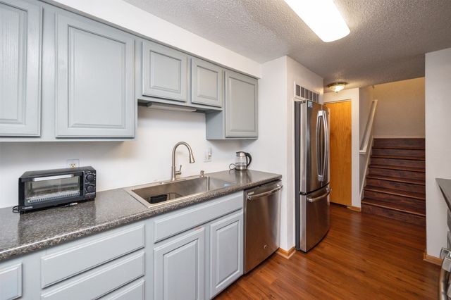 5118 Bel Aire Road, Des Moines, IA 50310