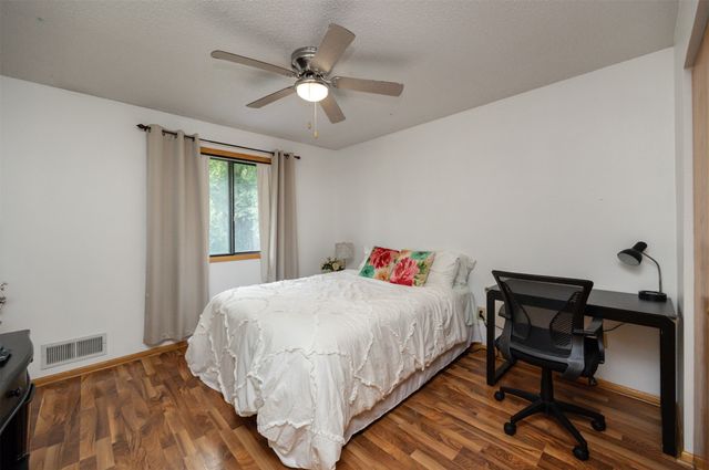 5118 Bel Aire Road, Des Moines, IA 50310