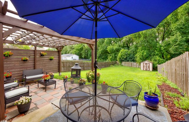 5118 Bel Aire Road, Des Moines, IA 50310