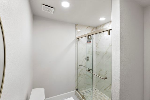 2502 Helmet Street, Irving, TX 75060