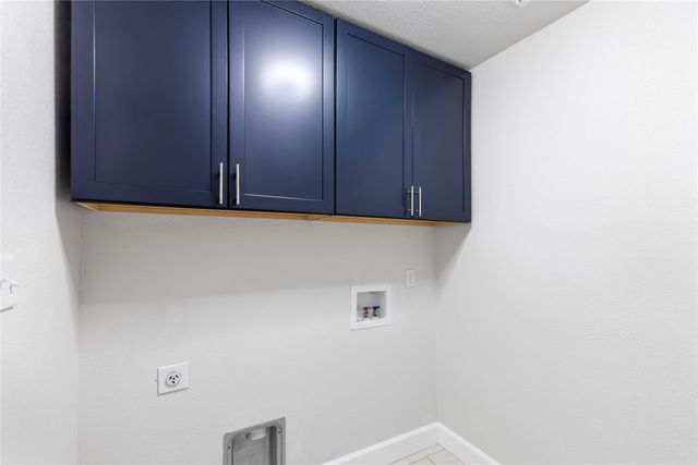 2502 Helmet Street, Irving, TX 75060