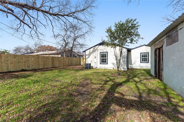 2502 Helmet Street, Irving, TX 75060