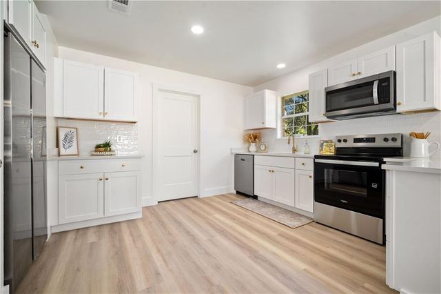 4580 Schimpfs Lane, Mobile, AL 36619