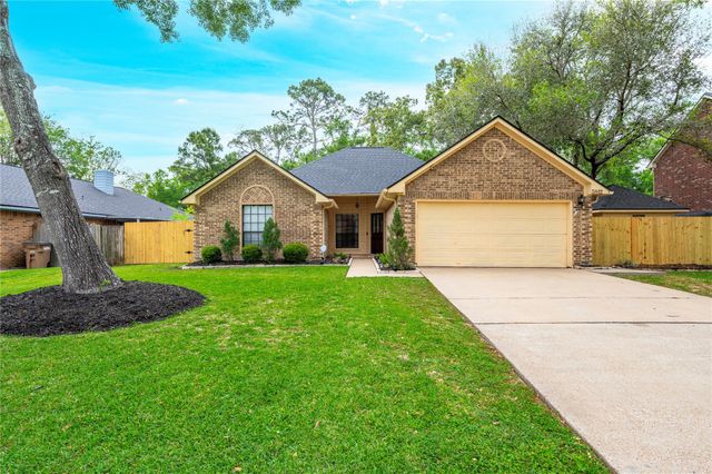 3812 Amanda Drive, Dickinson, TX 77539