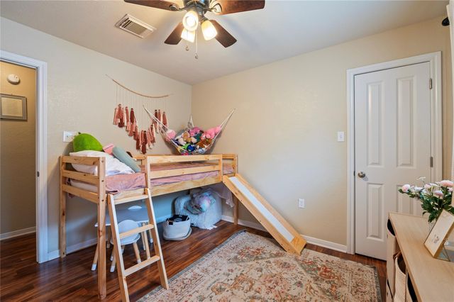 3812 Amanda Drive, Dickinson, TX 77539