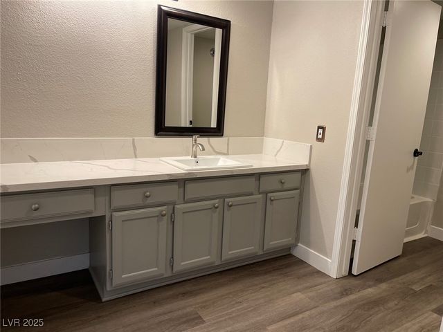 7255 West Sunset Road 2133, Las Vegas, NV 89113