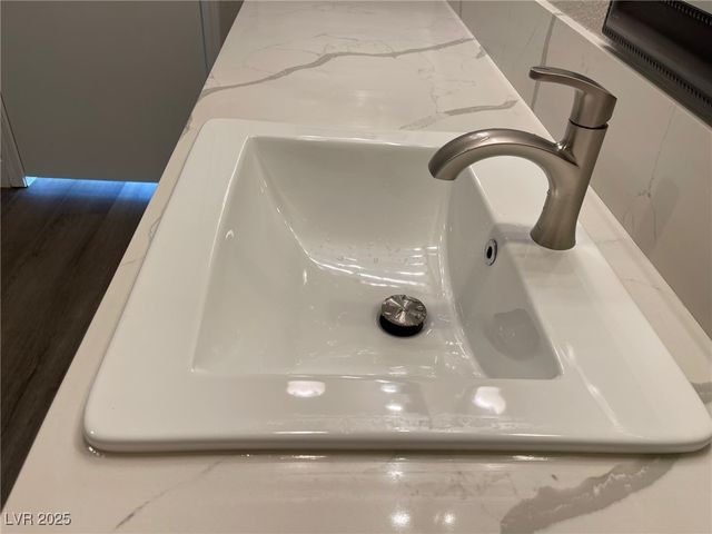 7255 West Sunset Road 2133, Las Vegas, NV 89113