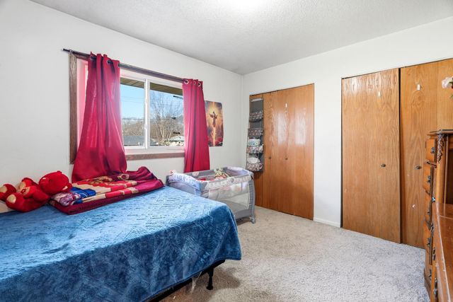 1561 Clarence Street, Saint Paul, MN 55106
