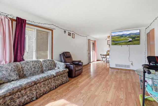 1561 Clarence Street, Saint Paul, MN 55106