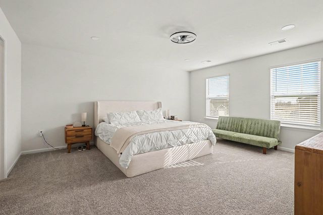 365 Valencia Circle, Wellford, SC 29385