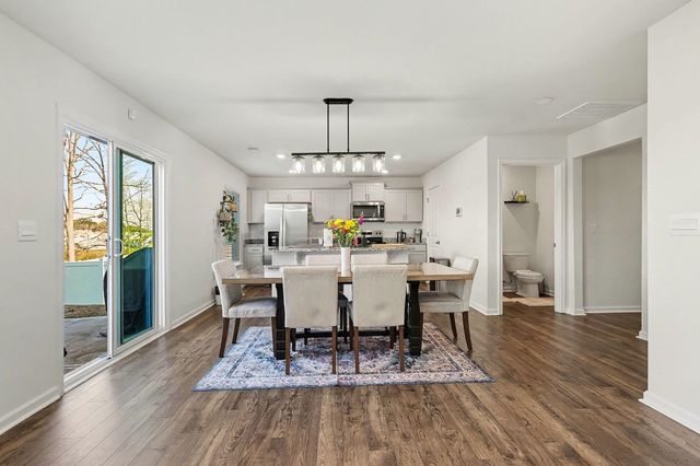 365 Valencia Circle, Wellford, SC 29385