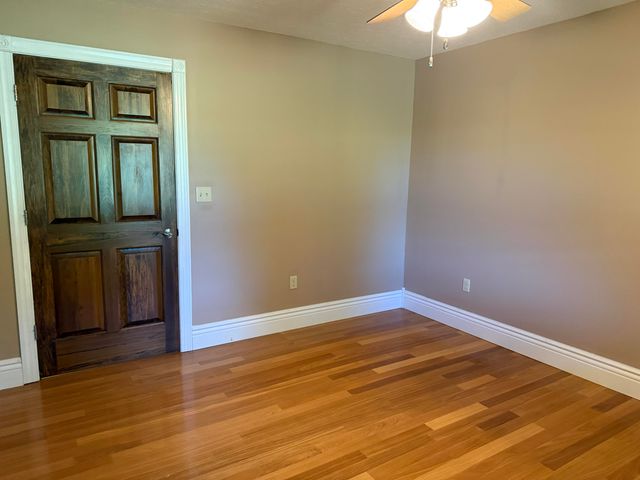 200 Hudson Lane, Russell Springs, KY 42642