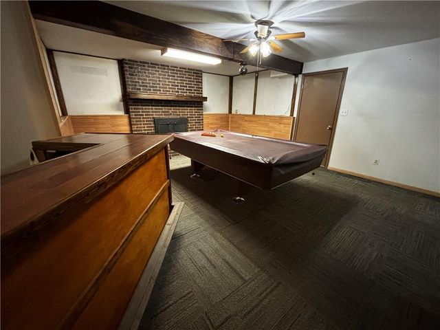 3005 S Viking Court, Independence, MO 64057